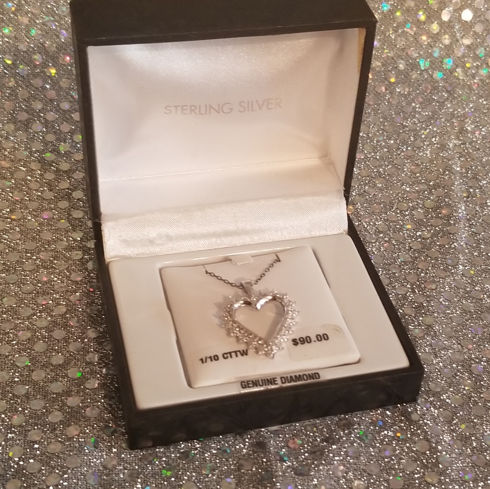 Vintage 1/10 ct Diamond Stering Silver Necklace NWT Original Packaging